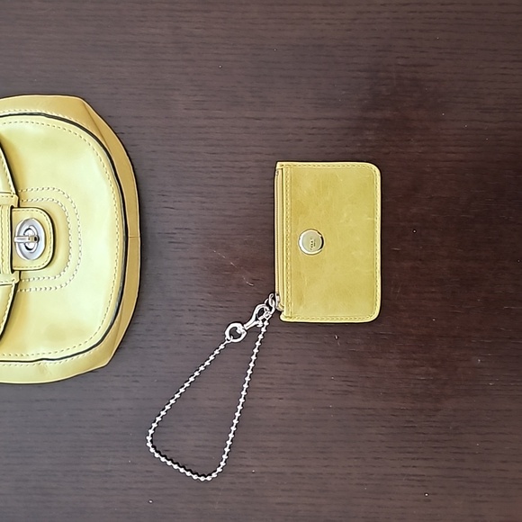 đź’›Coach Legacy Mini Wilis Bag with Charms and Matching Card Holder, NOT OUTLETđź’› - Picture 10 of 12